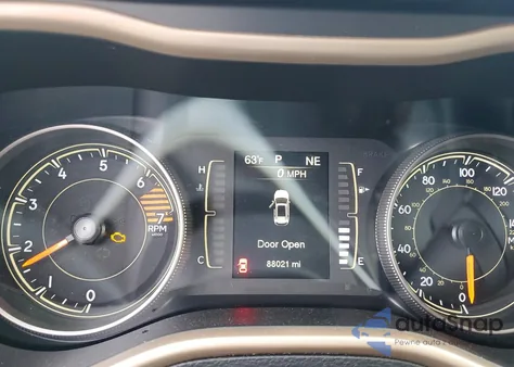 2017 Jeep Cherokee Sport из США, поврежденный, VIN 1C4PJLABXHW541417